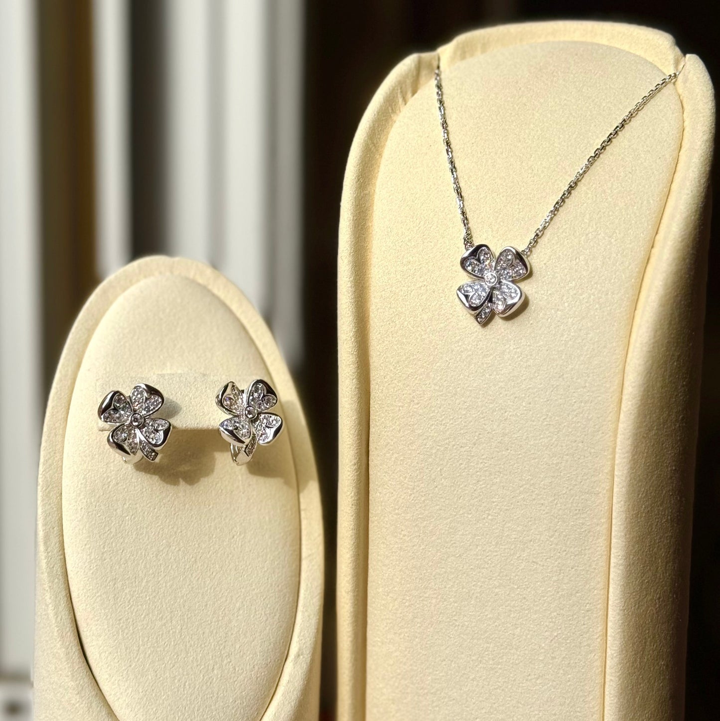 Diamond M.M.M earrings silver
