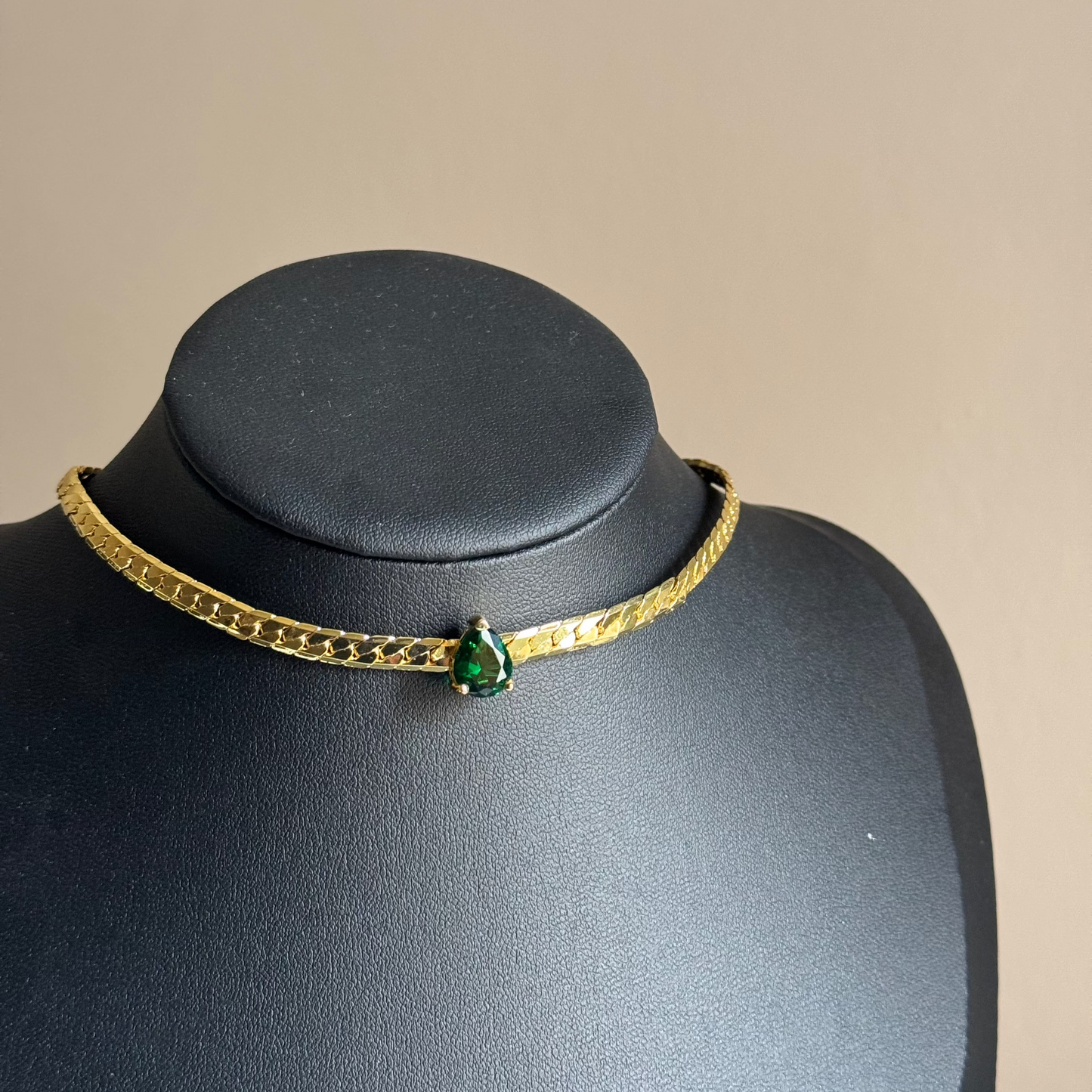 Elva Gold Choker