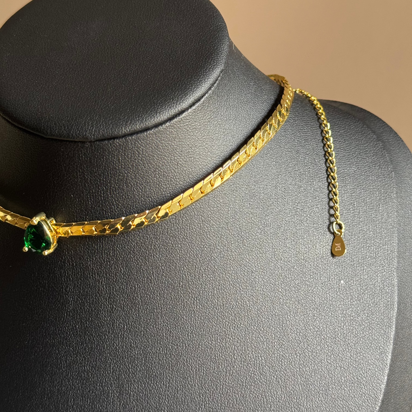 Elva Gold Choker