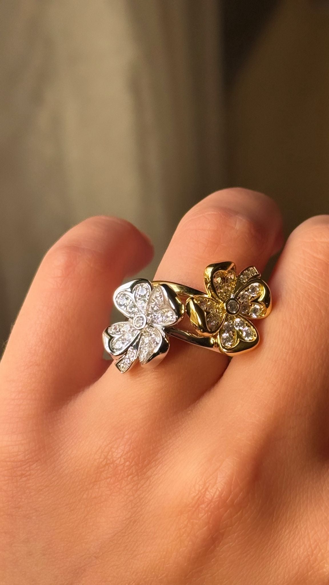 M.M.M gold ring