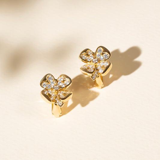 Diamond M.M.M earrings gold