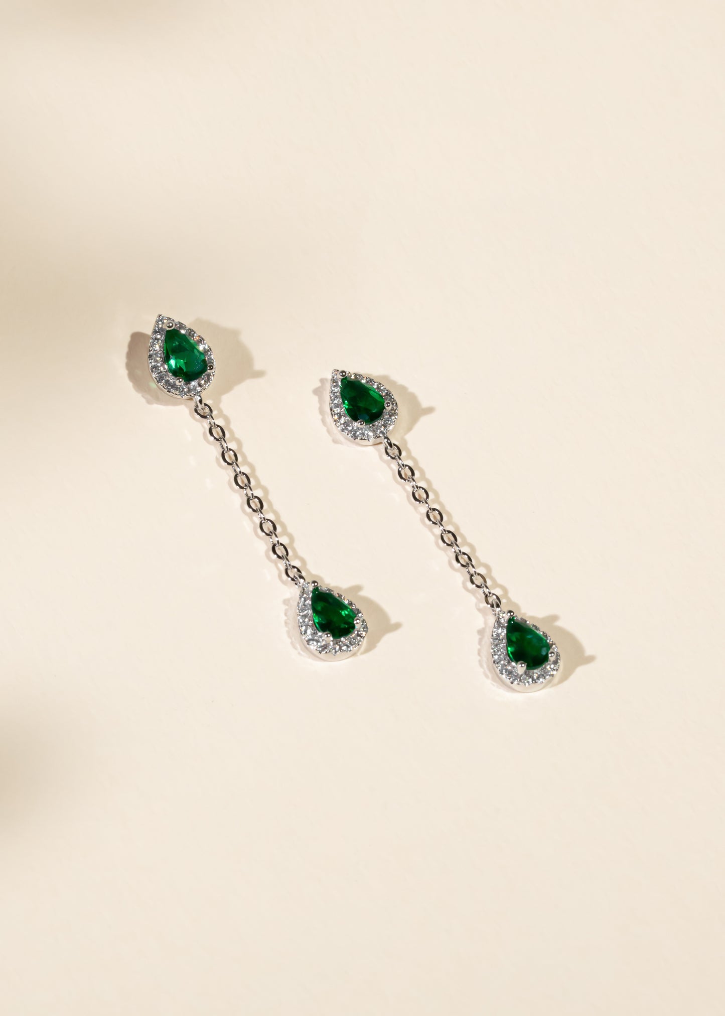 Emerald S pear earrings