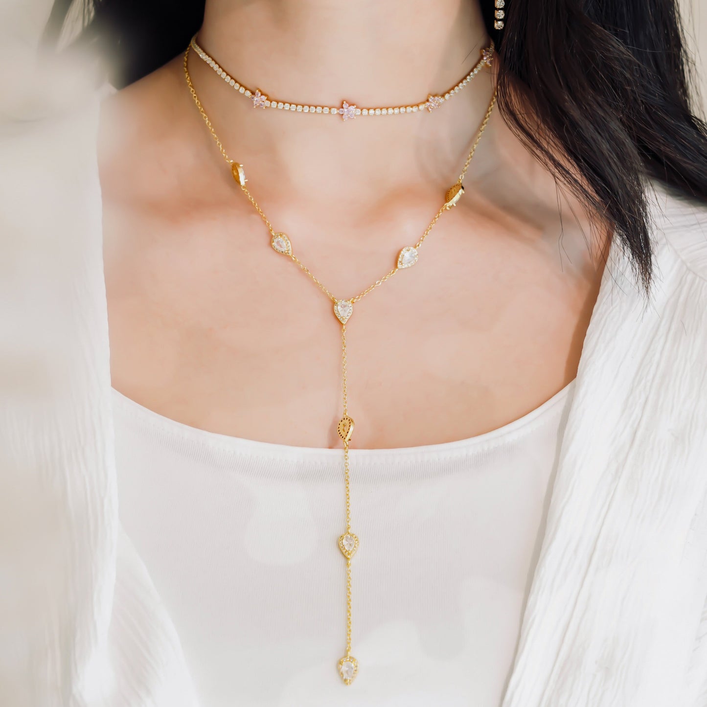 White Royal necklace